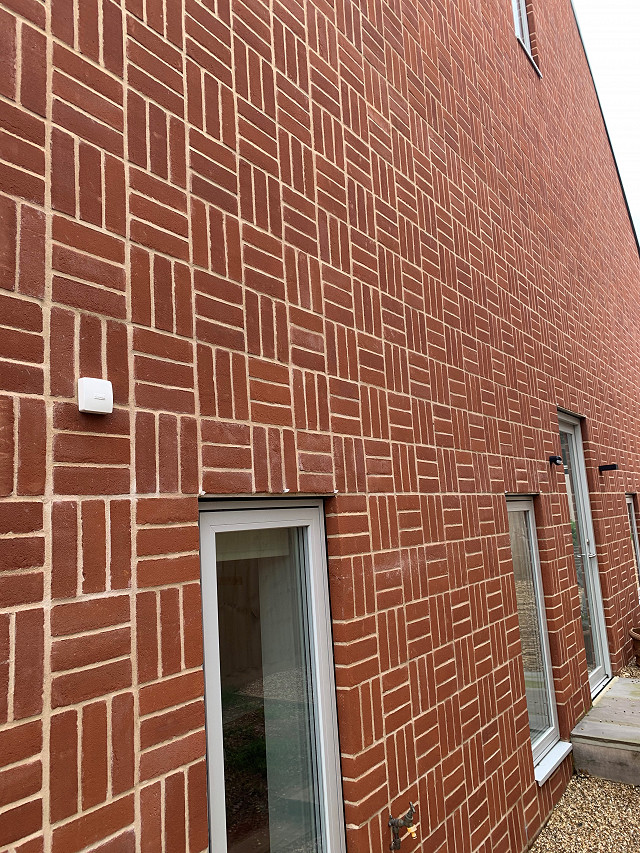 Random-brick-bond
