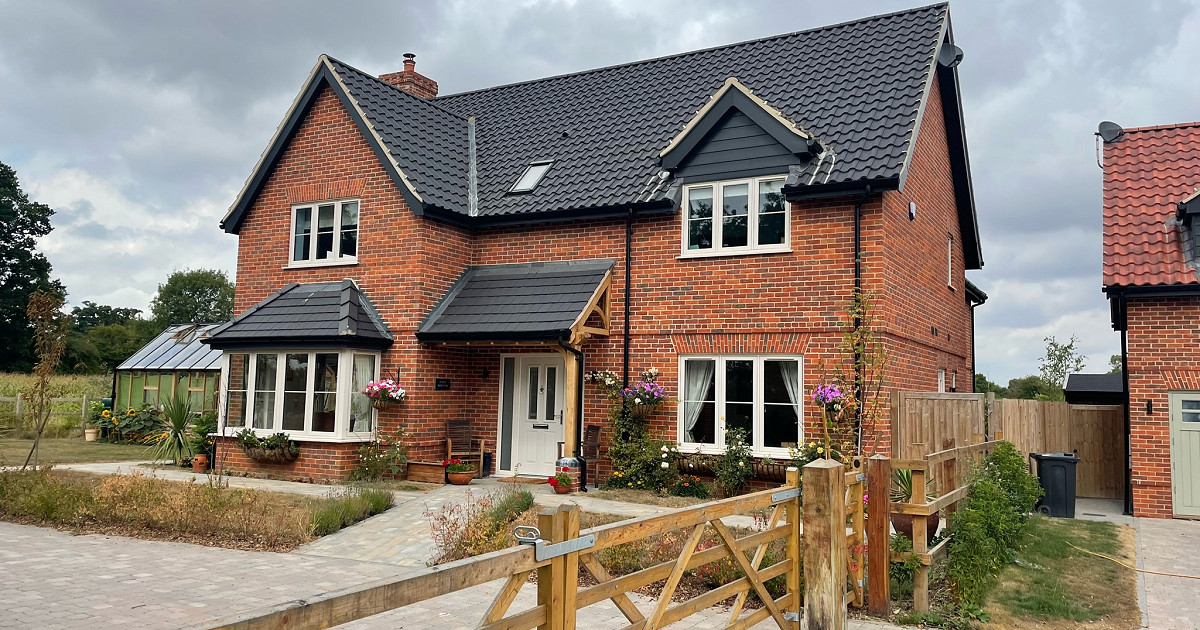 New Build Houses Aldwick Blend Case Study