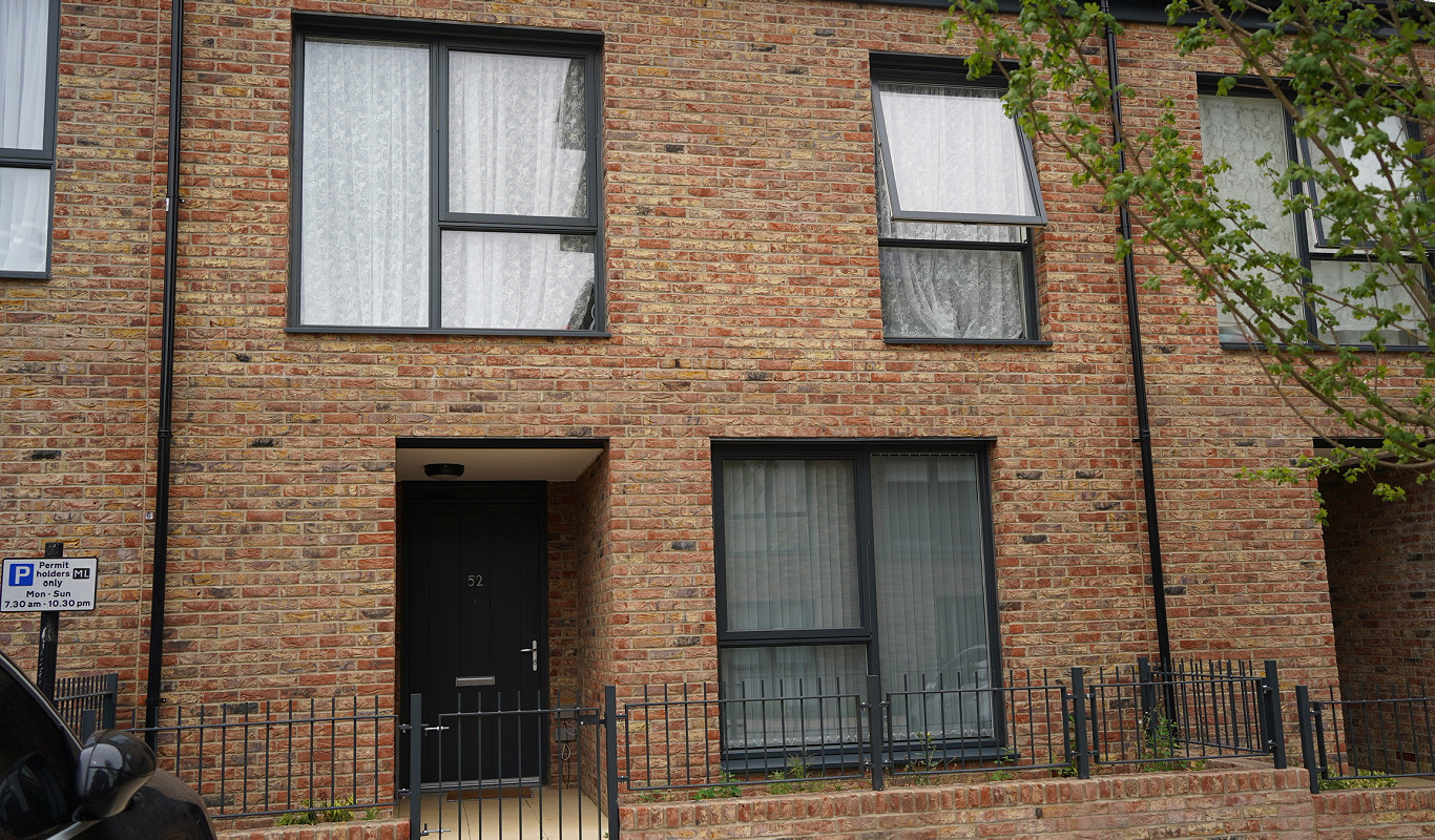Middleton Blend bricks used on a modern terraced housing development.