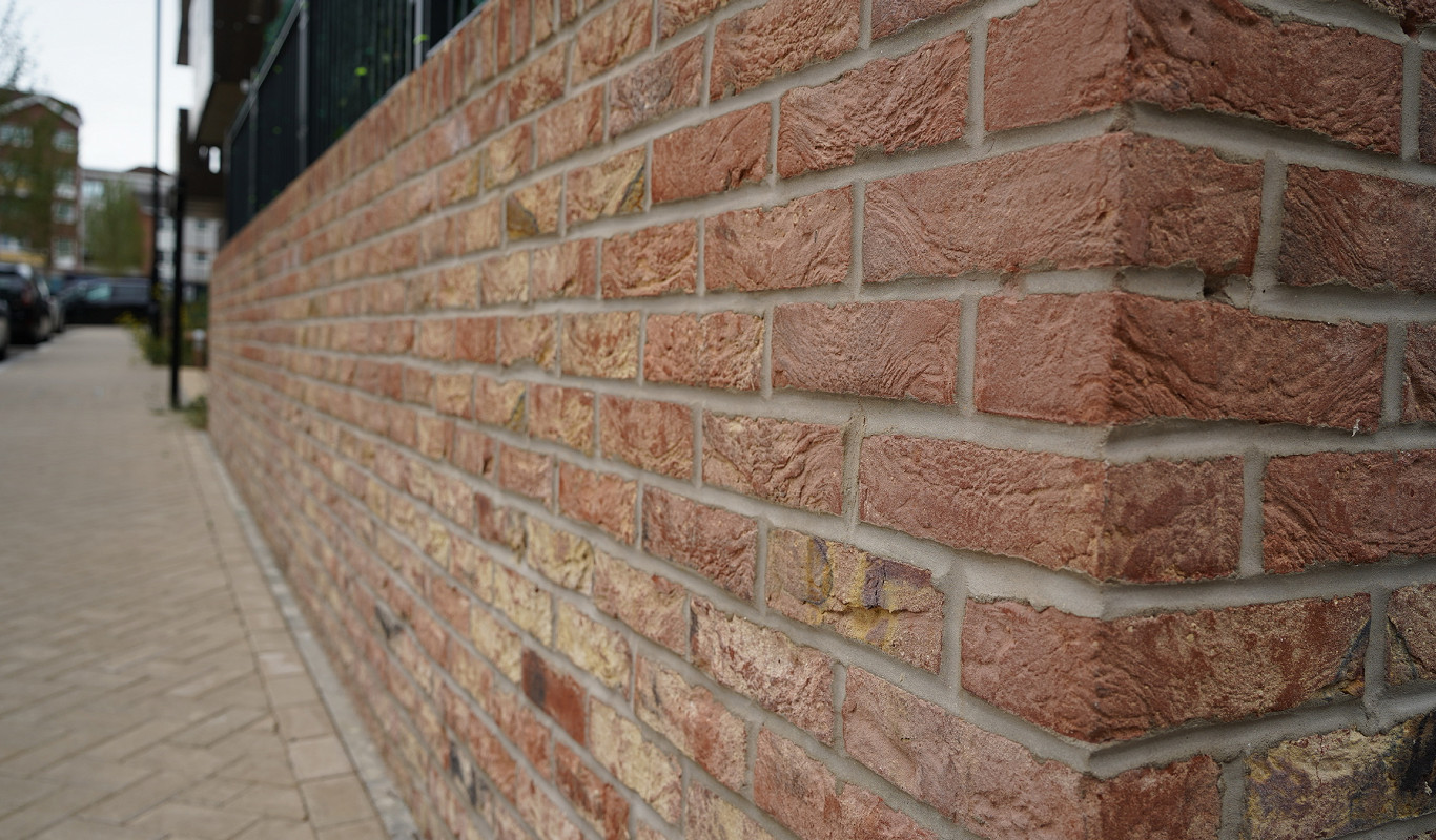 Close up of a wall built using the TBS Middleton Blend brick.