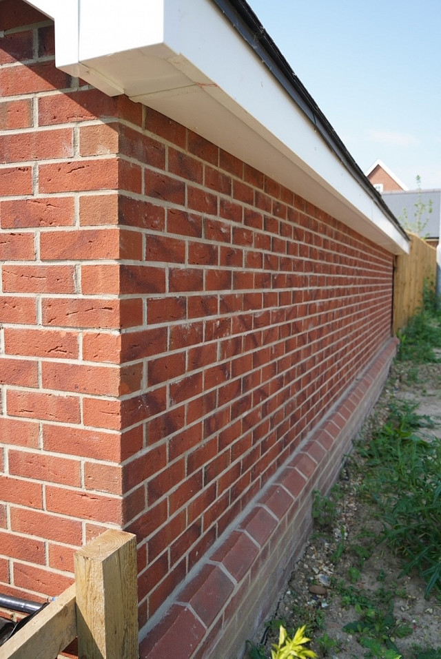 Ramecroix red wirecut brick