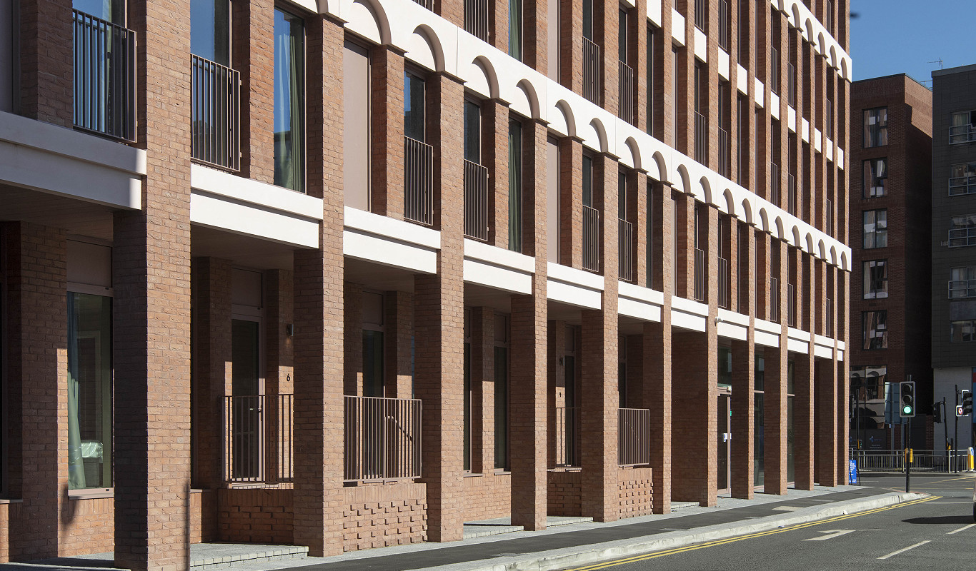 Traditional Brick & Stone Rosado brick.