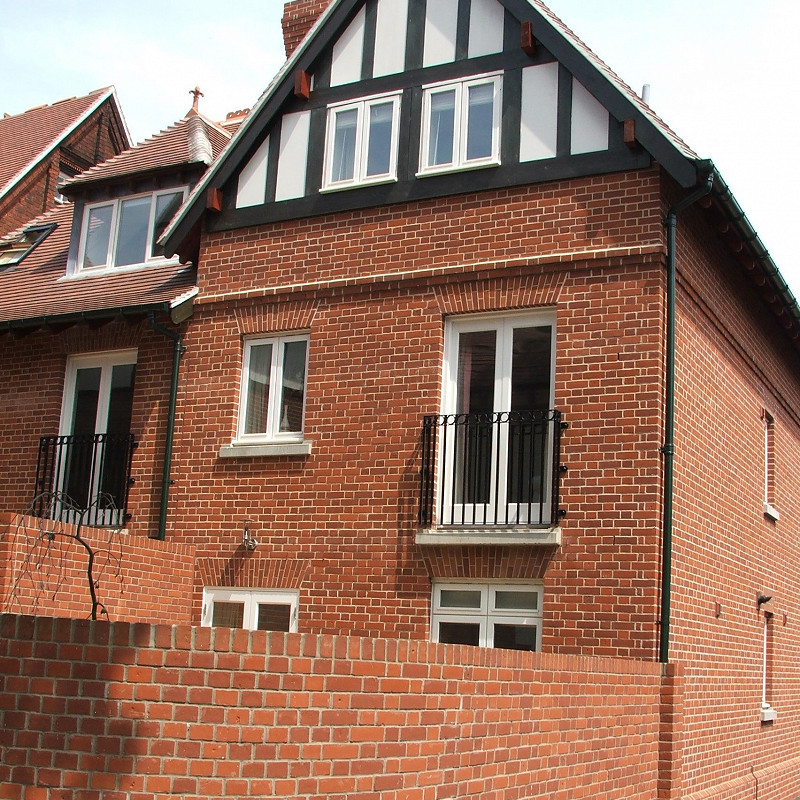 Waveney Red Blend House Image